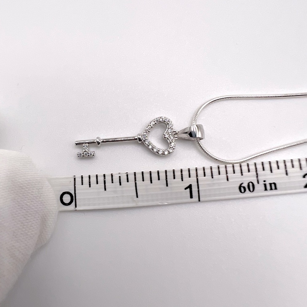 Sterling Silver Cz Key Necklace - Picture 15 of 16